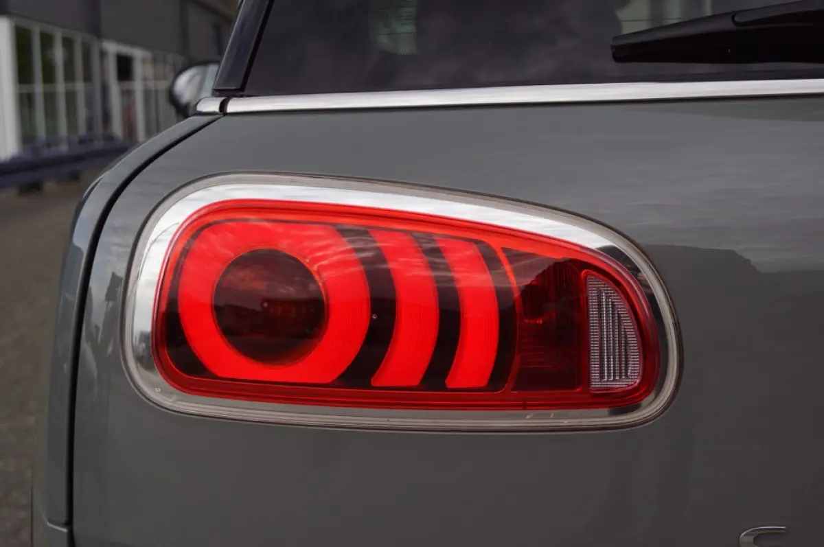 2.0 Cooper S Pepper (192pk) HUD/18inch/Keyless/LED/ACC/Sfeerverlichting