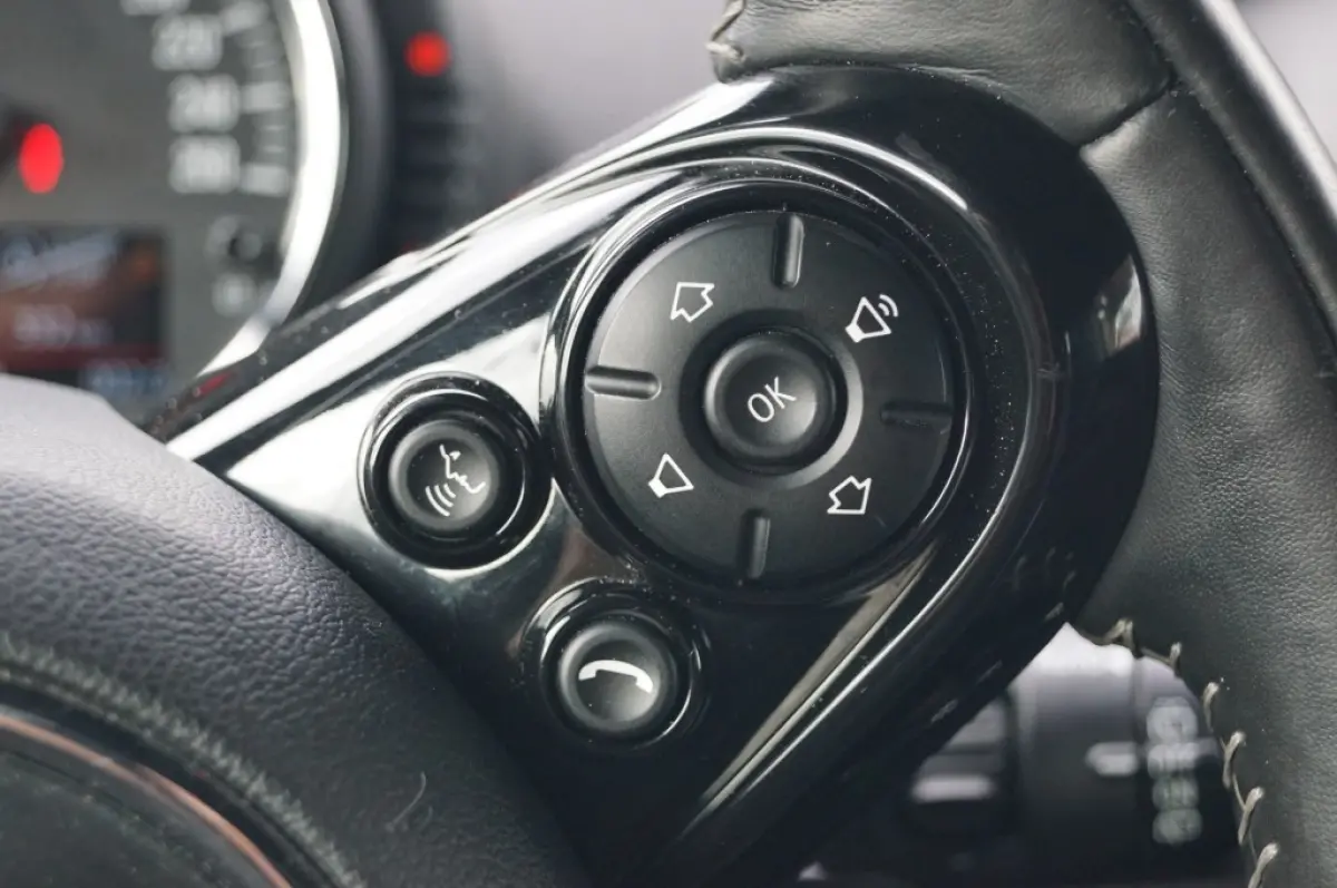 2.0 Cooper S Pepper (192pk) HUD/18inch/Keyless/LED/ACC/Sfeerverlichting