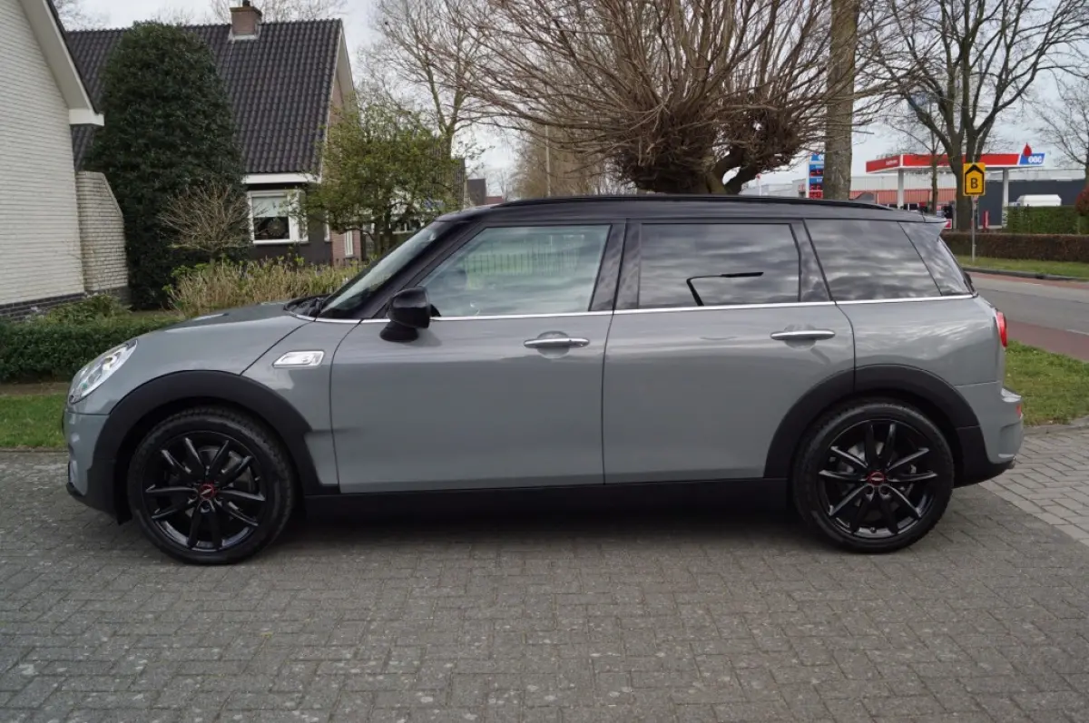 2.0 Cooper S Pepper (192pk) HUD/18inch/Keyless/LED/ACC/Sfeerverlichting