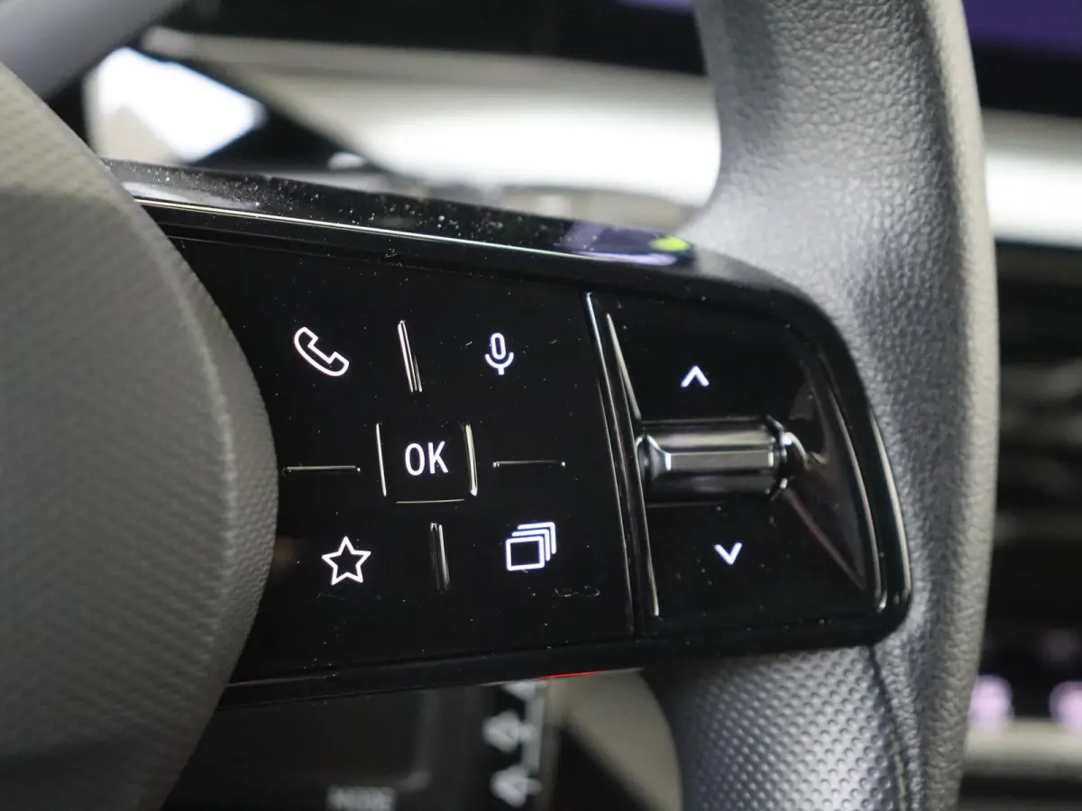 Urban Range Evolution 40 kWh 120PK | Apple & Android Carplay | Parkeersensoren & Camera | Keyless Entry | LED verlichting | Cruise Control & Snelheidbegrenzer | Climate Control |