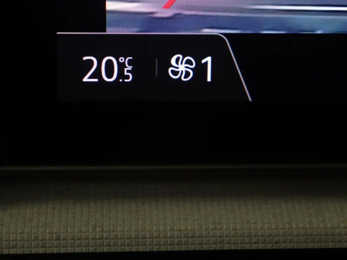 Urban Range Evolution 40 kWh 120PK | Apple & Android Carplay | Parkeersensoren & Camera | Keyless Entry | LED verlichting | Cruise Control & Snelheidbegrenzer | Climate Control |