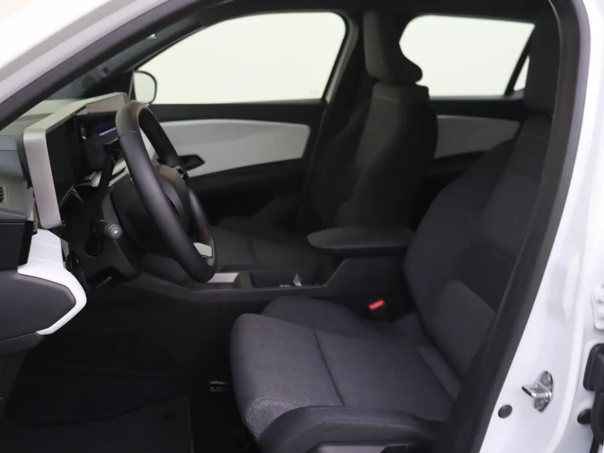 Urban Range Evolution 40 kWh 120PK | Apple & Android Carplay | Parkeersensoren & Camera | Keyless Entry | LED verlichting | Cruise Control & Snelheidbegrenzer | Climate Control |