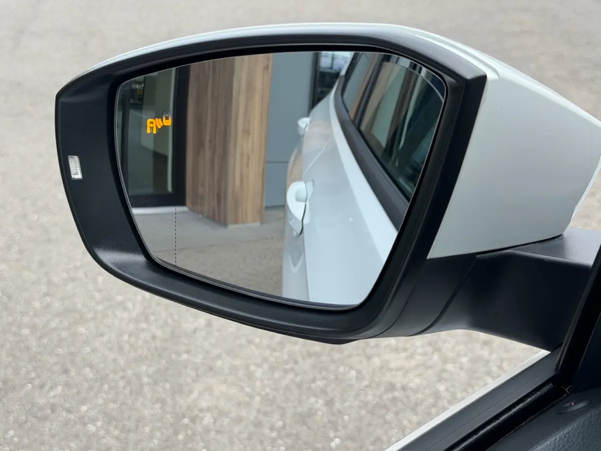 1.0 TSI Life | Trekhaak | Navi | Adap. Cruise | Dode hoek | Rijklaar incl. 1 jaar Bovag garantie
