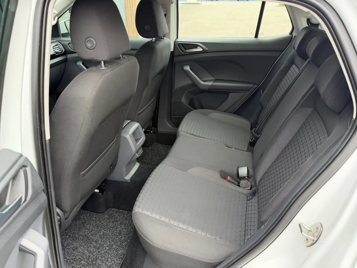 1.0 TSI Life | Trekhaak | Navi | Adap. Cruise | Dode hoek | Rijklaar incl. 1 jaar Bovag garantie
