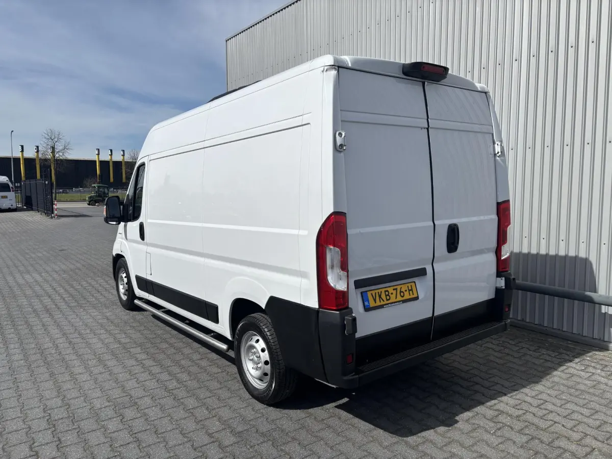 2.3 L2H2*AUTOM.*KOELAUTO*DAG/NACHT*ECC*CRUISE*3PER