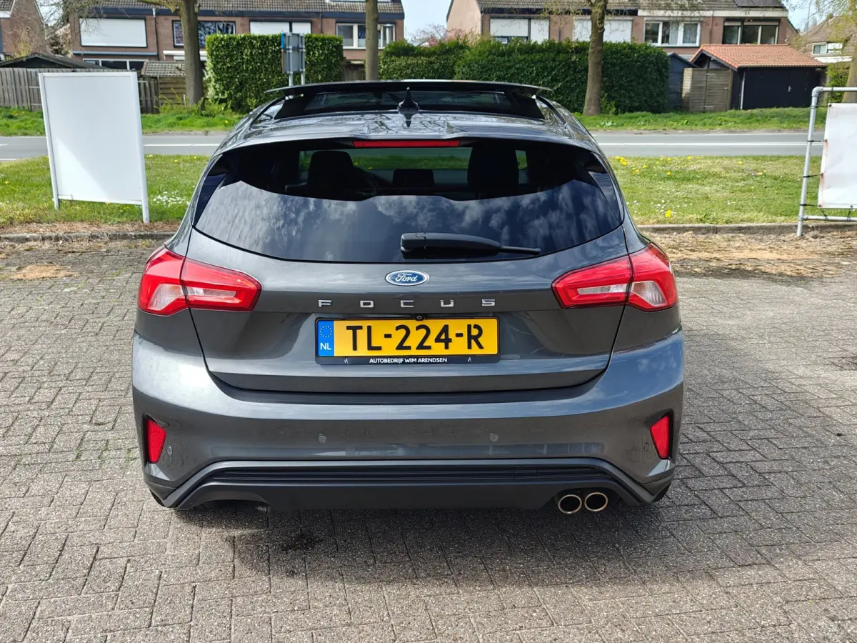 1.0 EcoBoost ST Line Business | LED | Panoramadak | Stoel en stuurverwarming | B&O systeem