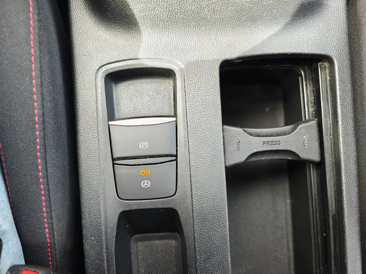 1.0 EcoBoost ST Line Business | LED | Panoramadak | Stoel en stuurverwarming | B&O systeem
