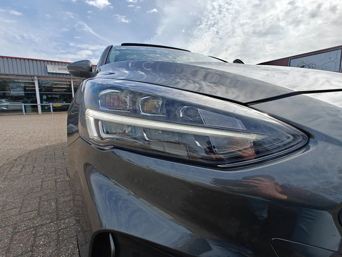 1.0 EcoBoost ST Line Business | LED | Panoramadak | Stoel en stuurverwarming | B&O systeem