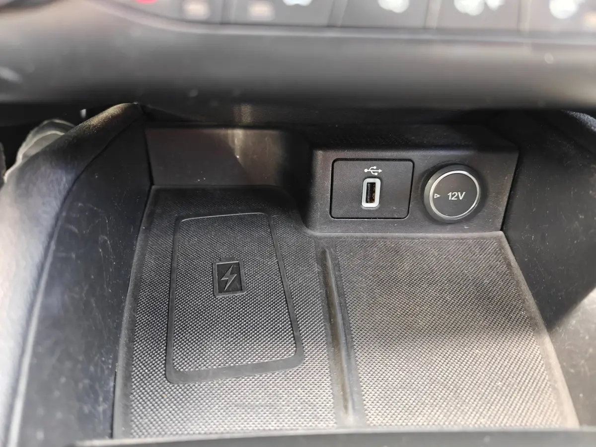 1.0 EcoBoost ST Line Business | LED | Panoramadak | Stoel en stuurverwarming | B&O systeem