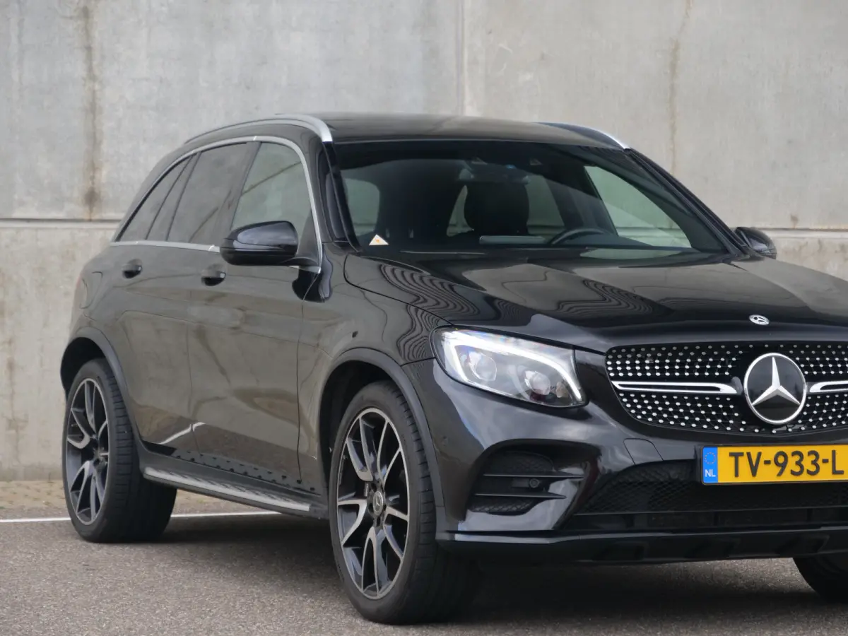 GLC 250 4MATIC | AMG | NL auto | Panorama | Burmester | Aantoonbaar onderhouden..