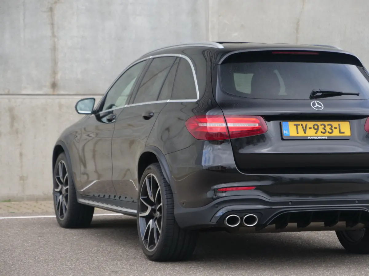 GLC 250 4MATIC | AMG | NL auto | Panorama | Burmester | Aantoonbaar onderhouden..