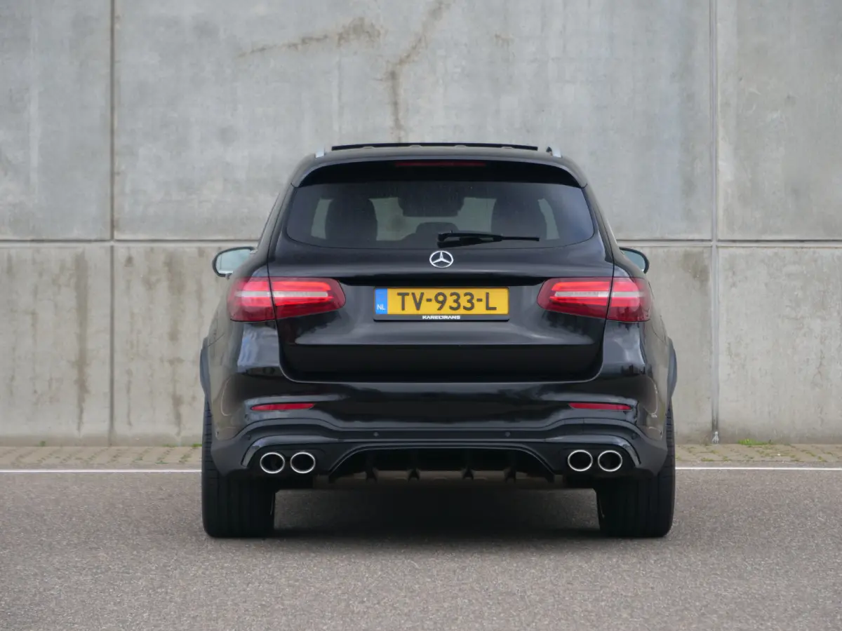 GLC 250 4MATIC | AMG | NL auto | Panorama | Burmester | Aantoonbaar onderhouden..
