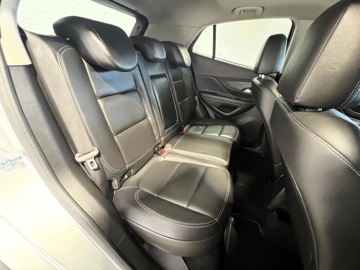 1.4 Turbo Black Edition | Navigatie/Android/Apple Carplay | Stoel + Stuur verw. | Comfortstoelen Leder | Schuifdak | LMV 18" | Cruise Control | DAB | PDC V+A | Camera | Climate Control