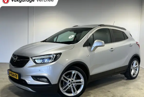 1.4 Turbo Black Edition | Navigatie/Android/Apple Carplay | Stoel + Stuur verw. | Comfortstoelen Leder | Schuifdak | LMV 18" | Cruise Control | DAB | PDC V+A | Camera | Climate Control