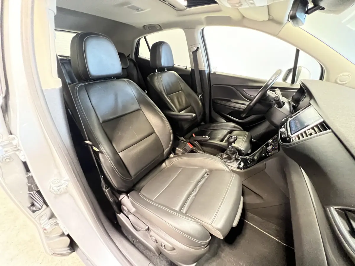 1.4 Turbo Black Edition | Navigatie/Android/Apple Carplay | Stoel + Stuur verw. | Comfortstoelen Leder | Schuifdak | LMV 18" | Cruise Control | DAB | PDC V+A | Camera | Climate Control