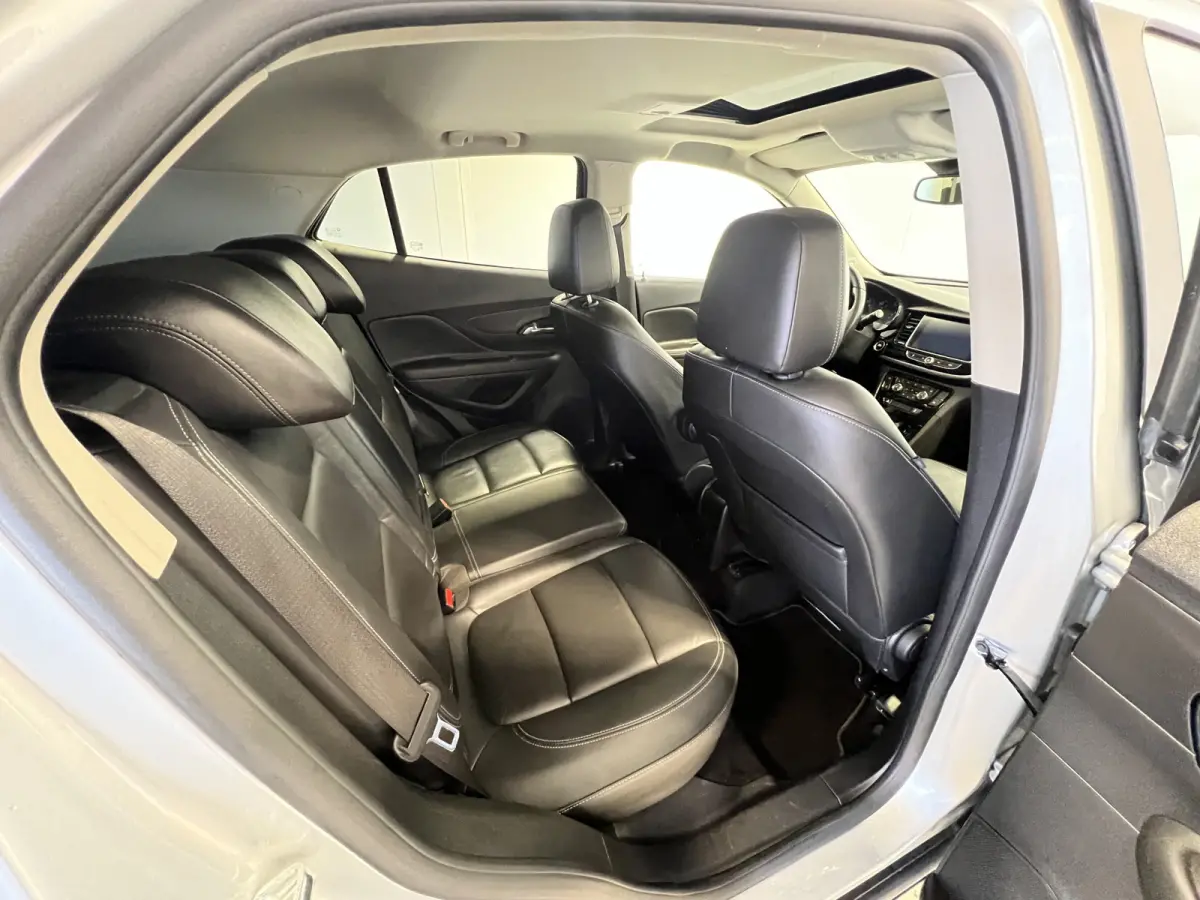 1.4 Turbo Black Edition | Navigatie/Android/Apple Carplay | Stoel + Stuur verw. | Comfortstoelen Leder | Schuifdak | LMV 18" | Cruise Control | DAB | PDC V+A | Camera | Climate Control