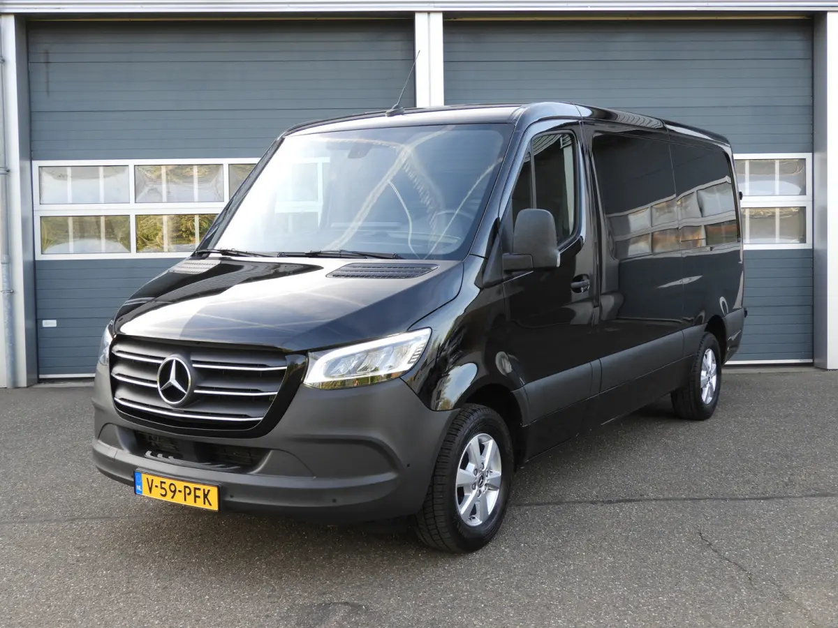 317 1.9 CDI L2H1 RWD AUT | LED | CAMERA | MBUX