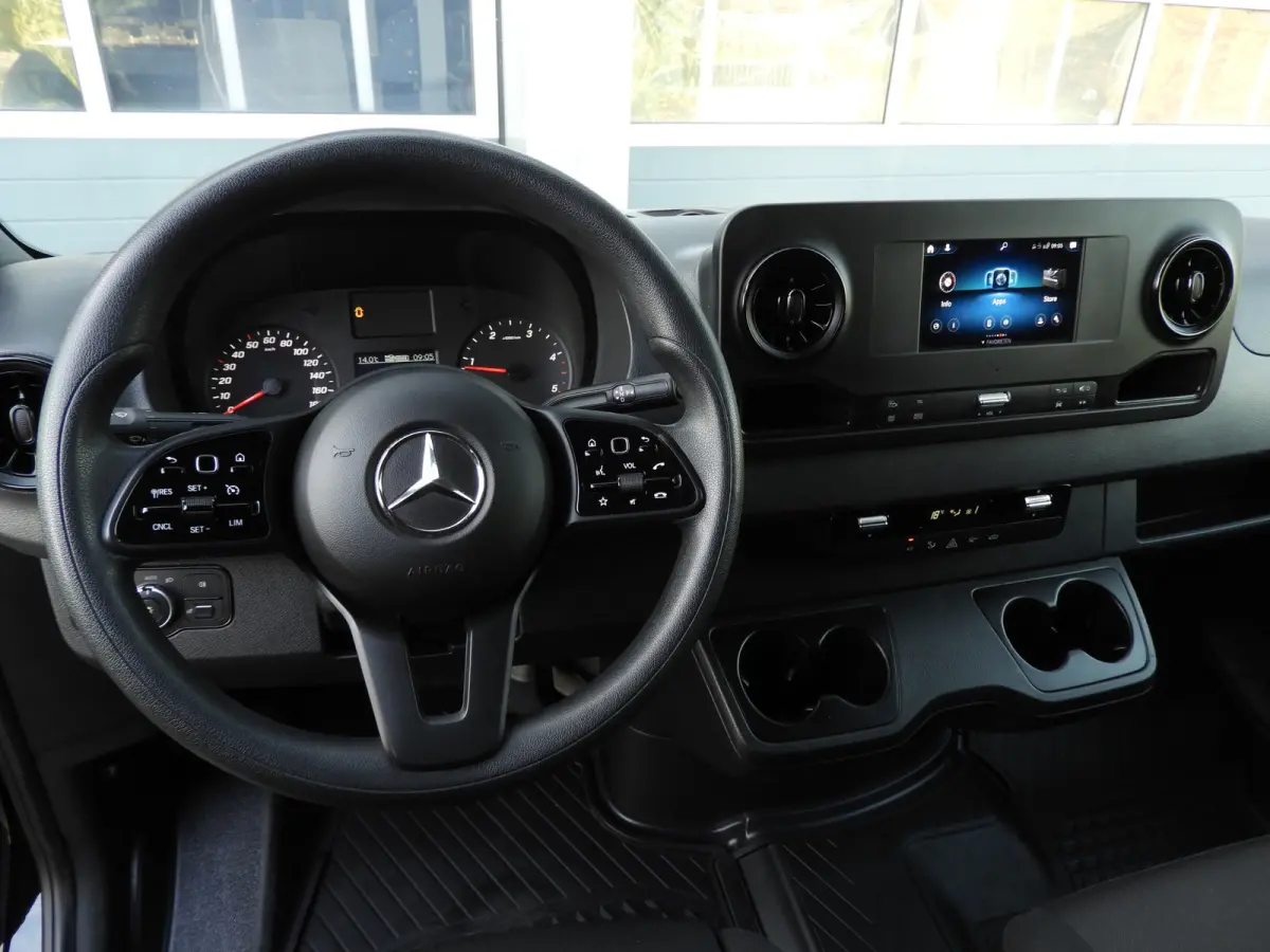 317 1.9 CDI L2H1 RWD AUT | LED | CAMERA | MBUX