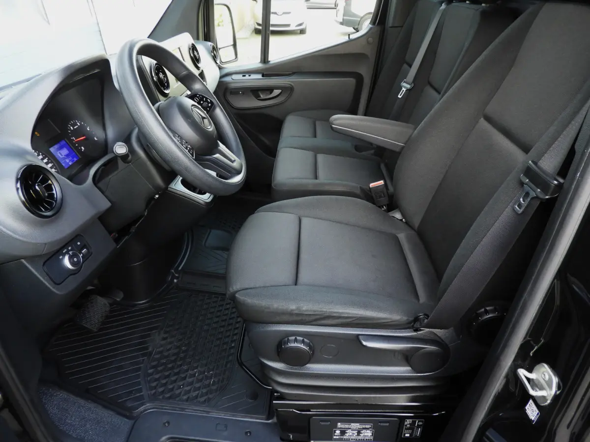317 1.9 CDI L2H1 RWD AUT | LED | CAMERA | MBUX