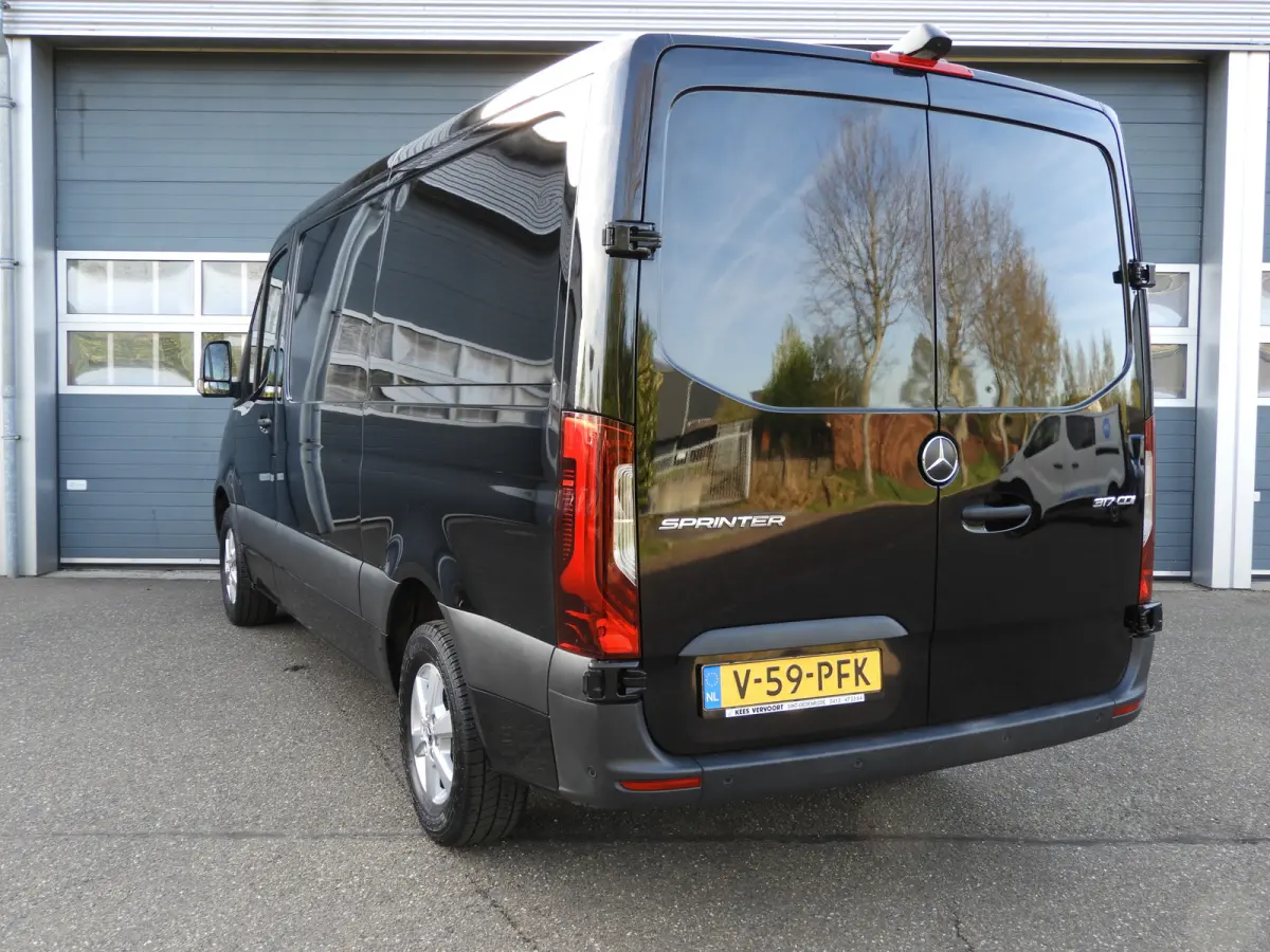 317 1.9 CDI L2H1 RWD AUT | LED | CAMERA | MBUX