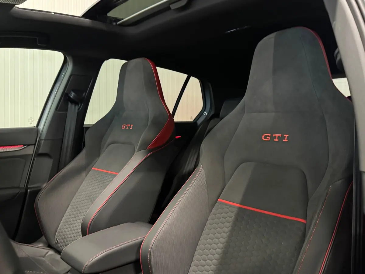 2.0 TSI GTI Clubsport| HUD | IQ LIGHTS | PANO | HARMAN KARDON | FACELIFT