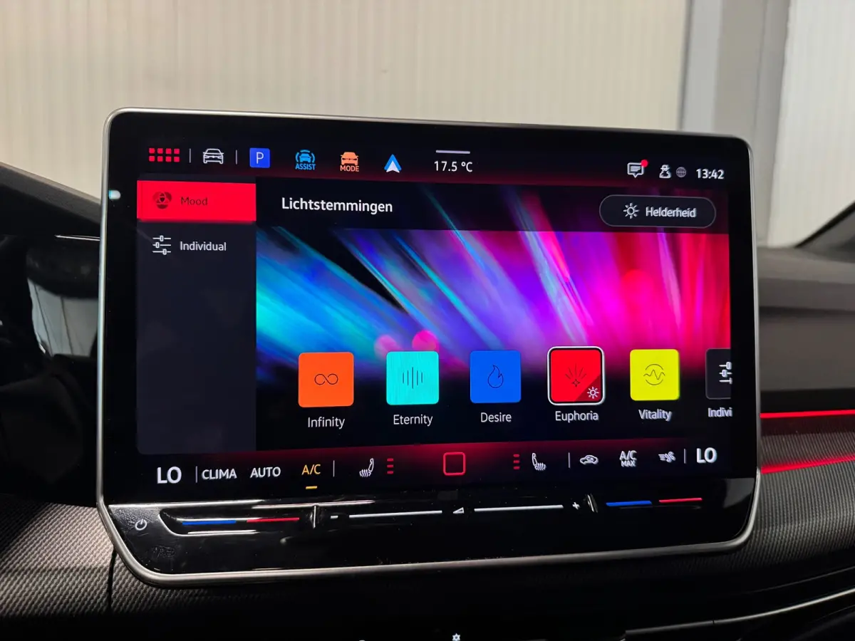2.0 TSI GTI Clubsport| HUD | IQ LIGHTS | PANO | HARMAN KARDON | FACELIFT