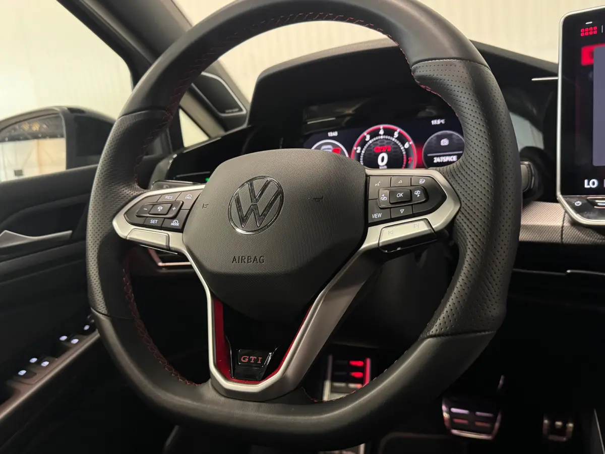 2.0 TSI GTI Clubsport| HUD | IQ LIGHTS | PANO | HARMAN KARDON | FACELIFT