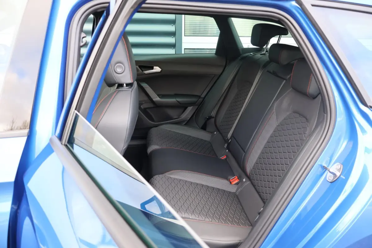 1.5 TSI 204pk e-Hybrid FR Business | Technology Pack | 18" Velgen