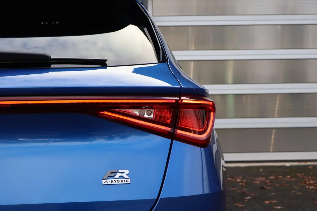 1.5 TSI 204pk e-Hybrid FR Business | Technology Pack | 18" Velgen