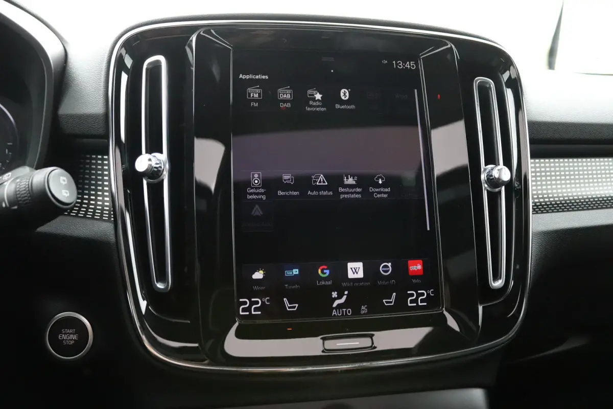 T4 R-Design | Panoramadak | Harman Kardon | 360 Camera | Elektrische stoelen | Adaptieve cruise control | BLIS |