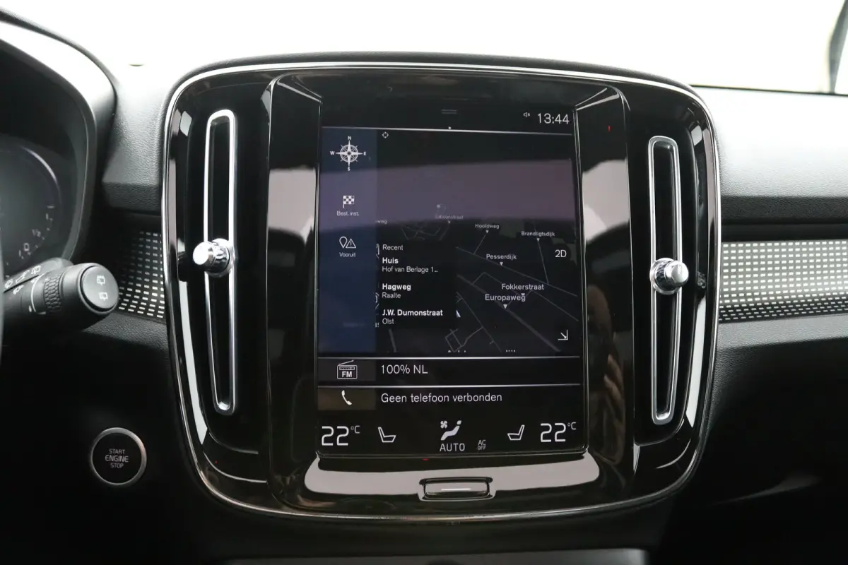 T4 R-Design | Panoramadak | Harman Kardon | 360 Camera | Elektrische stoelen | Adaptieve cruise control | BLIS |