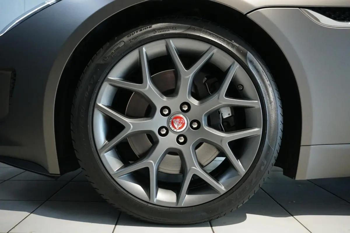 3.0 V6 340PK / DODEHOEK / KEYLESS / LEDER /