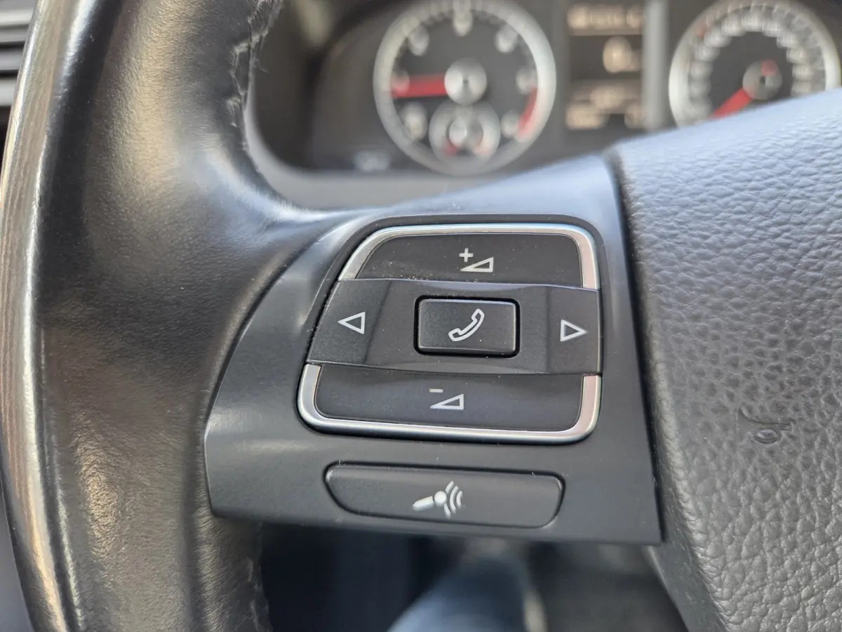 2.0 TDI L2 Comfortline Autom. 8-Personen