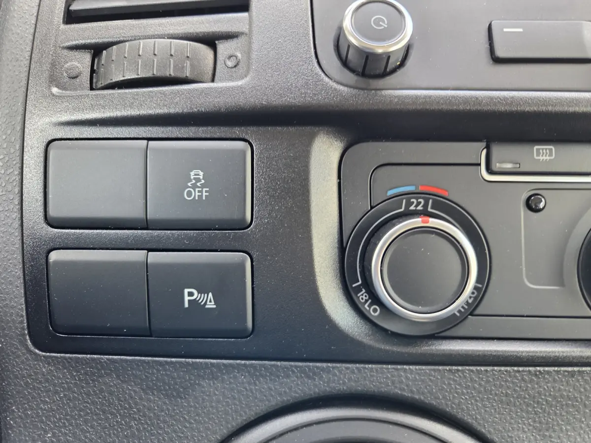 2.0 TDI L2 Comfortline Autom. 8-Personen