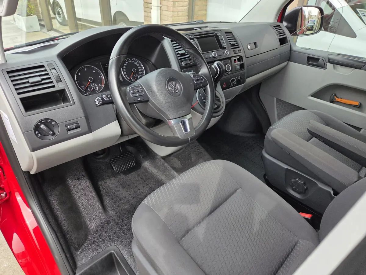 2.0 TDI L2 Comfortline Autom. 8-Personen