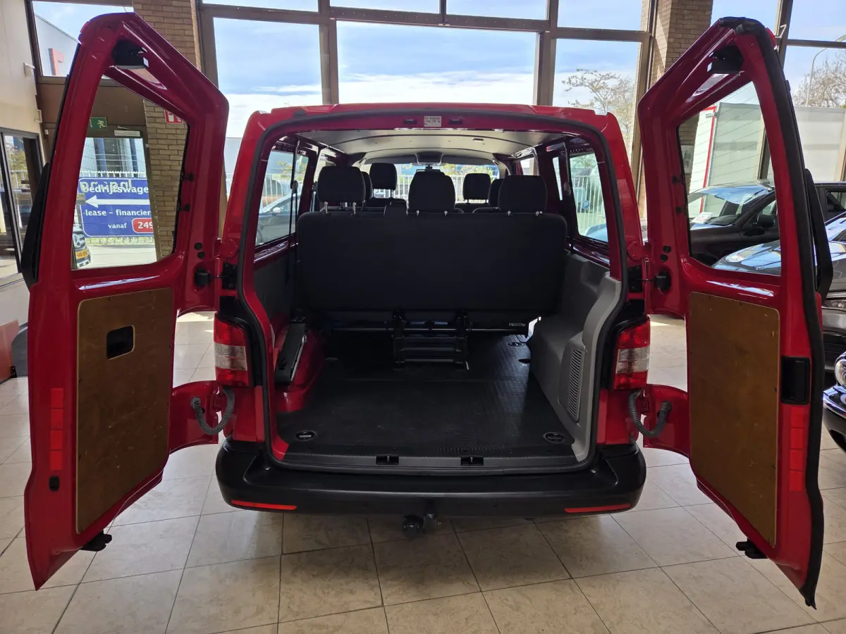 2.0 TDI L2 Comfortline Autom. 8-Personen