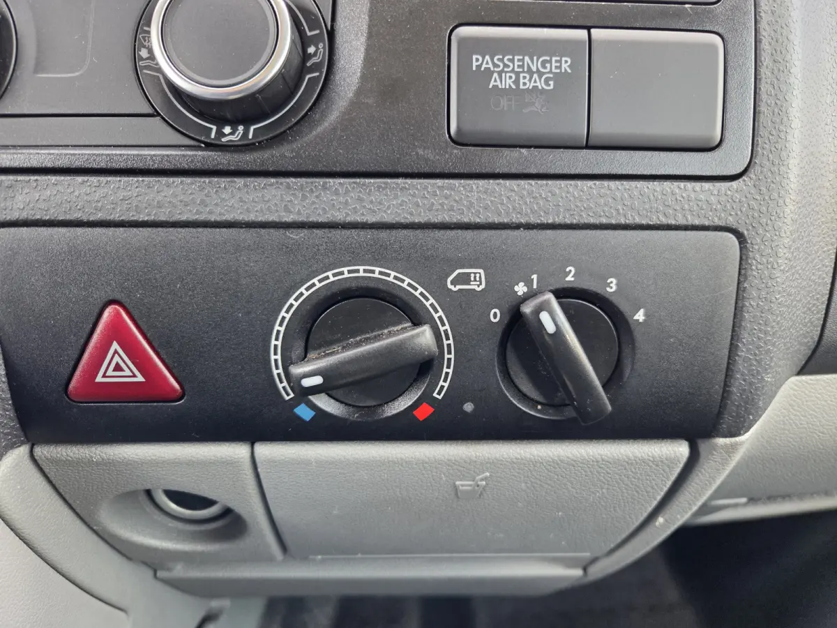2.0 TDI L2 Comfortline Autom. 8-Personen