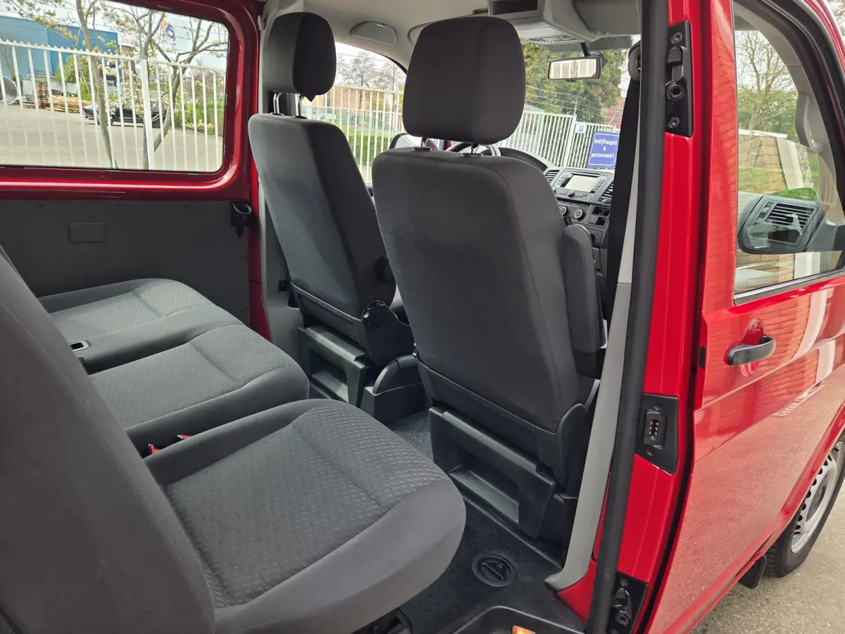 2.0 TDI L2 Comfortline Autom. 8-Personen