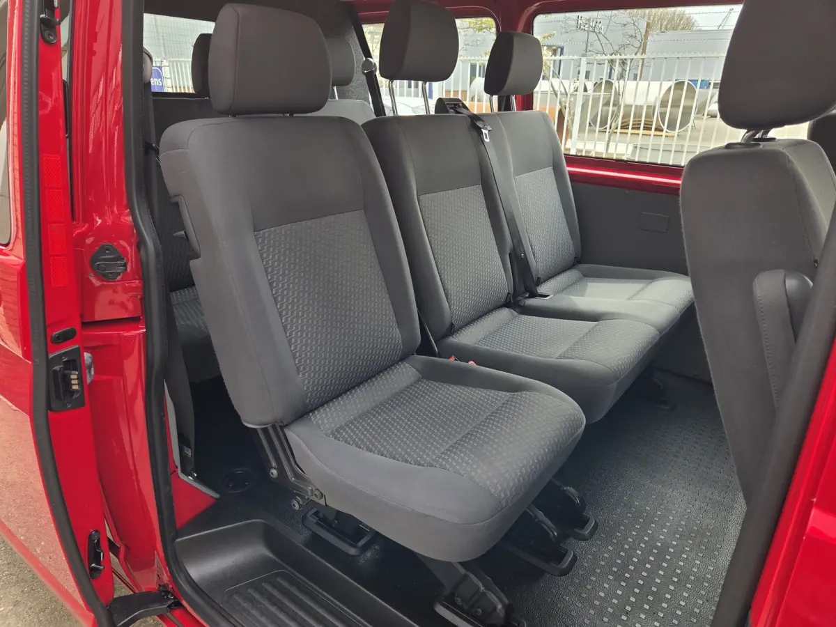 2.0 TDI L2 Comfortline Autom. 8-Personen