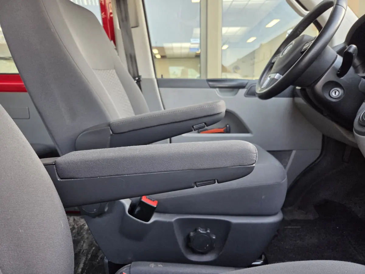 2.0 TDI L2 Comfortline Autom. 8-Personen