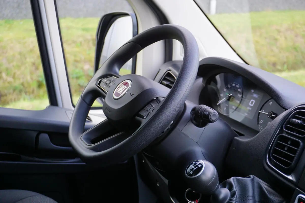 35H 2.2 MultiJet L4H2 180 pk |in topstaat |1e eigenaar |Grijs |Cruise |Climate control |Carplay |Trekhaak |Parkeersensoren |3500 KG |Mooie camperbasis
