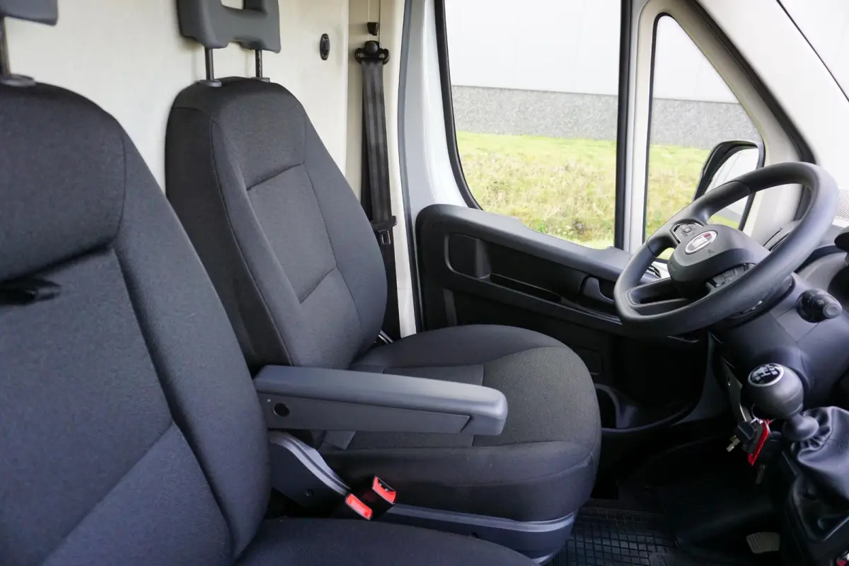 35H 2.2 MultiJet L4H2 180 pk |in topstaat |1e eigenaar |Grijs |Cruise |Climate control |Carplay |Trekhaak |Parkeersensoren |3500 KG |Mooie camperbasis