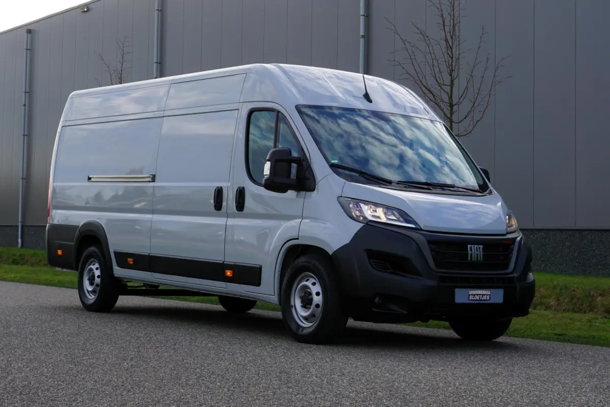 35H 2.2 MultiJet L4H2 180 pk |in topstaat |1e eigenaar |Grijs |Cruise |Climate control |Carplay |Trekhaak |Parkeersensoren |3500 KG |Mooie camperbasis