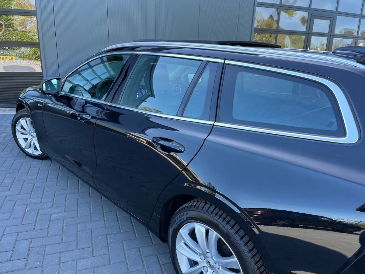 2.0 B3 Business Pro NL.Auto/Panoramadak/Elc. Trekhaak/Harman-Kardon/Camera/1Ste Eigenaar/Dealer onderhouden