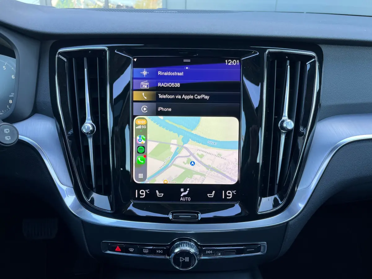 2.0 B3 Business Pro NL.Auto/Panoramadak/Elc. Trekhaak/Harman-Kardon/Camera/1Ste Eigenaar/Dealer onderhouden