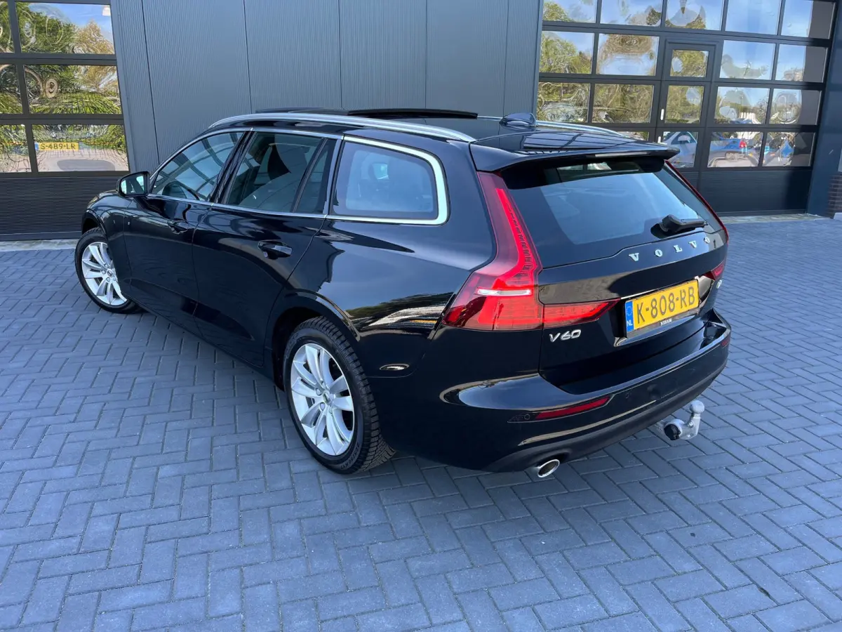 2.0 B3 Business Pro NL.Auto/Panoramadak/Elc. Trekhaak/Harman-Kardon/Camera/1Ste Eigenaar/Dealer onderhouden