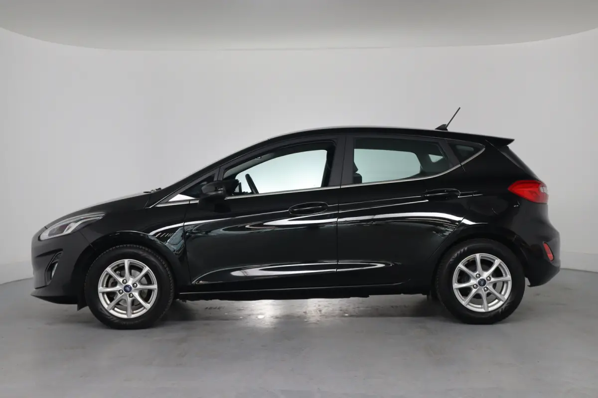 1.0 EcoBoost Titanium | Automaat! | Dealer Onderhouden! | Navi By App | Parkeersensoren | Cruise Control | Clima | Lichtmetalen Velgen