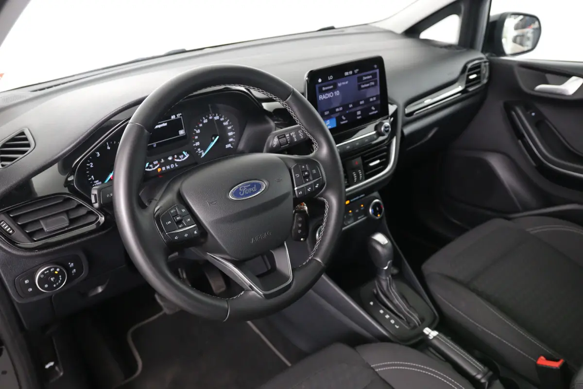 1.0 EcoBoost Titanium | Automaat! | Dealer Onderhouden! | Navi By App | Parkeersensoren | Cruise Control | Clima | Lichtmetalen Velgen
