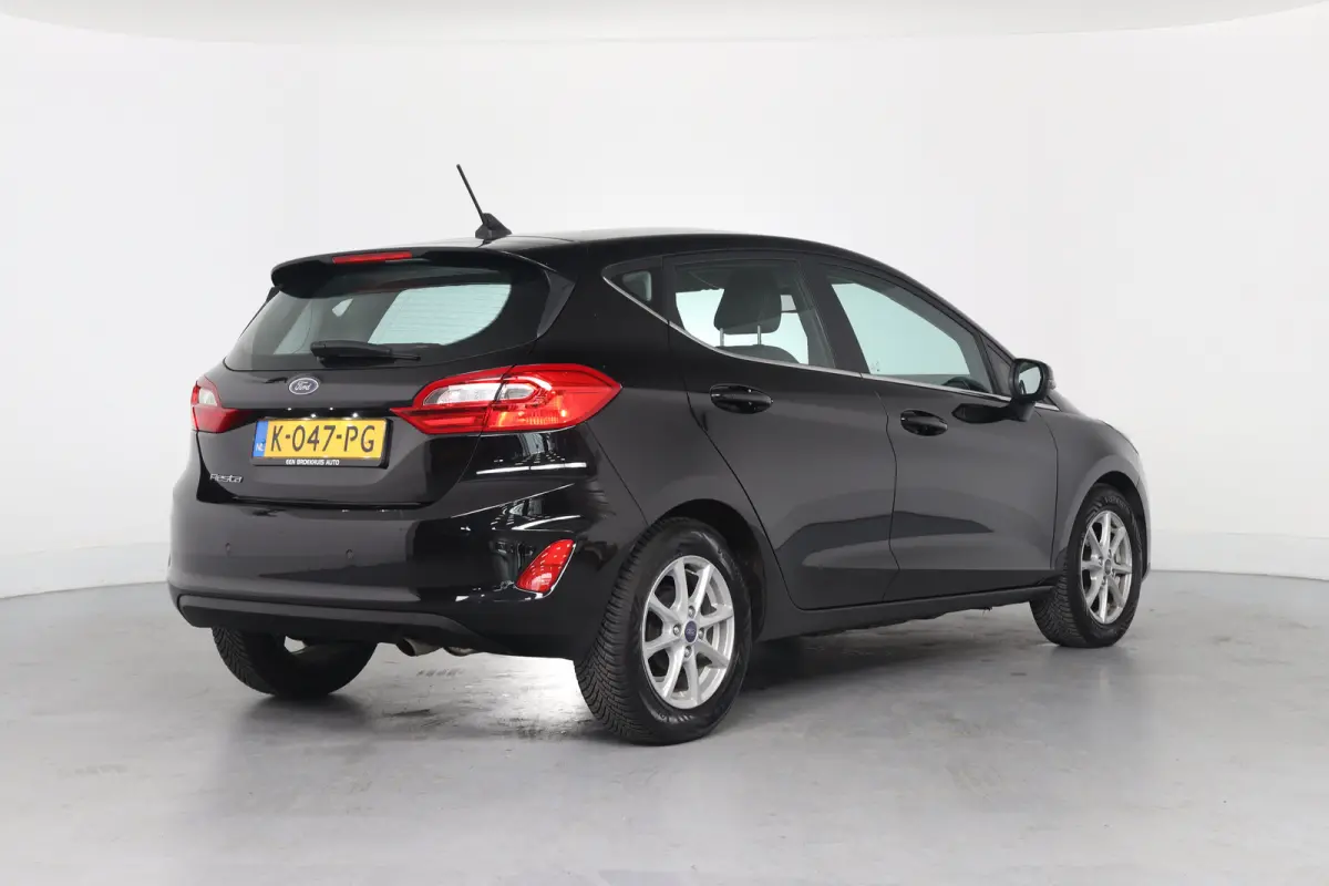 1.0 EcoBoost Titanium | Automaat! | Dealer Onderhouden! | Navi By App | Parkeersensoren | Cruise Control | Clima | Lichtmetalen Velgen