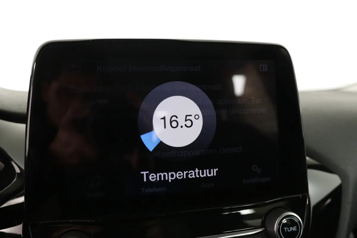 1.0 EcoBoost Titanium | Automaat! | Dealer Onderhouden! | Navi By App | Parkeersensoren | Cruise Control | Clima | Lichtmetalen Velgen
